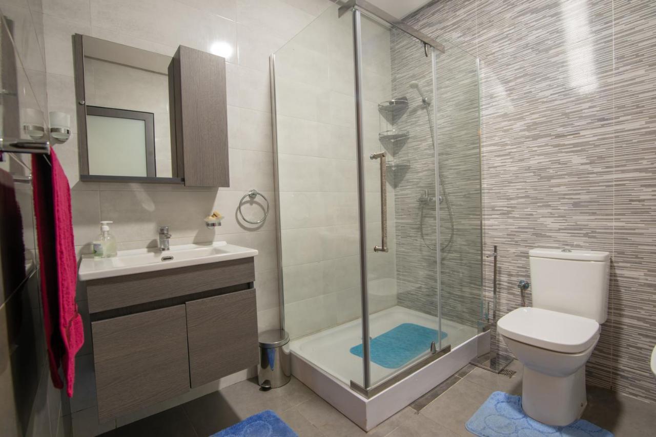 אגאדיר Adam'S Apartments,Self Checkin 6 Mins To Beach Downtown Fiber Optic Wifi Free Parking Same Rules As Hotels מראה חיצוני תמונה