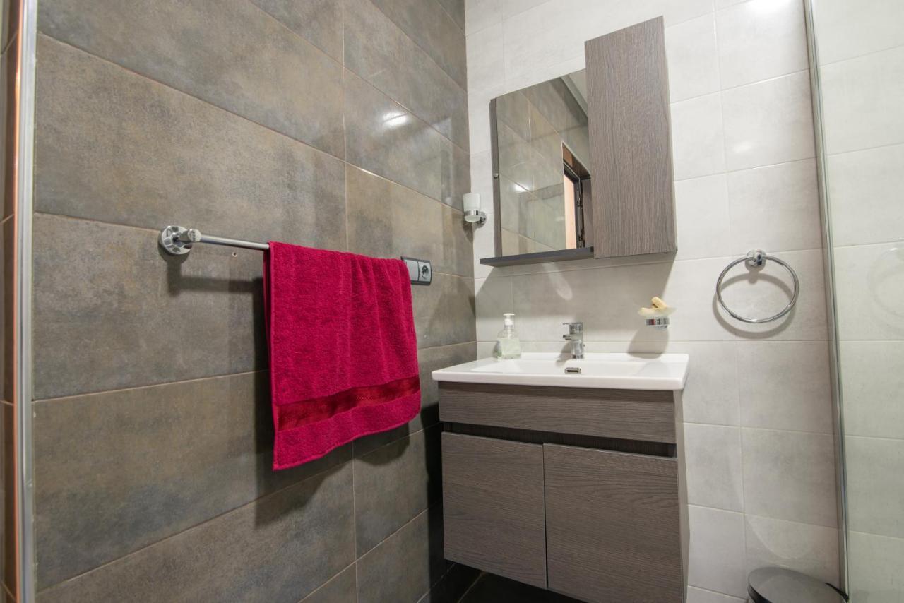 אגאדיר Adam'S Apartments,Self Checkin 6 Mins To Beach Downtown Fiber Optic Wifi Free Parking Same Rules As Hotels מראה חיצוני תמונה