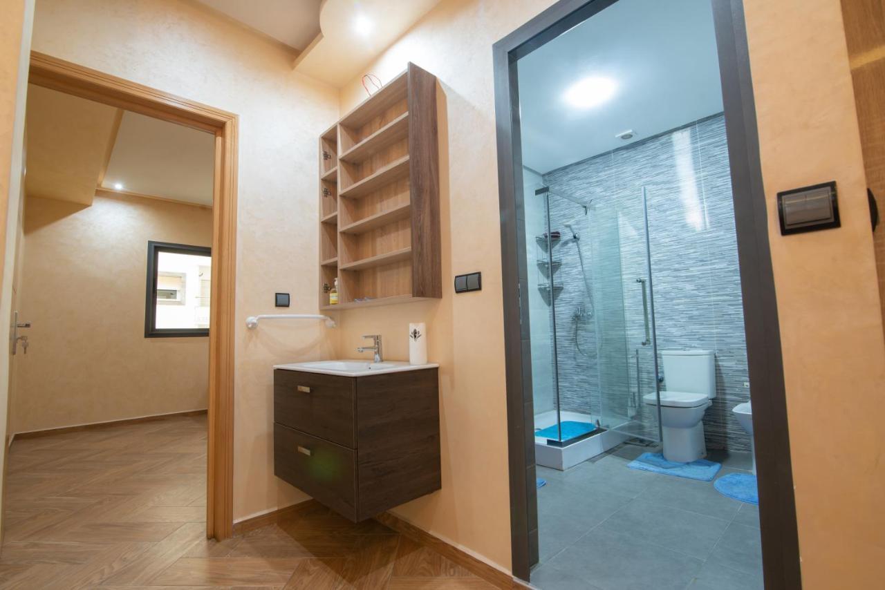 אגאדיר Adam'S Apartments,Self Checkin 6 Mins To Beach Downtown Fiber Optic Wifi Free Parking Same Rules As Hotels מראה חיצוני תמונה